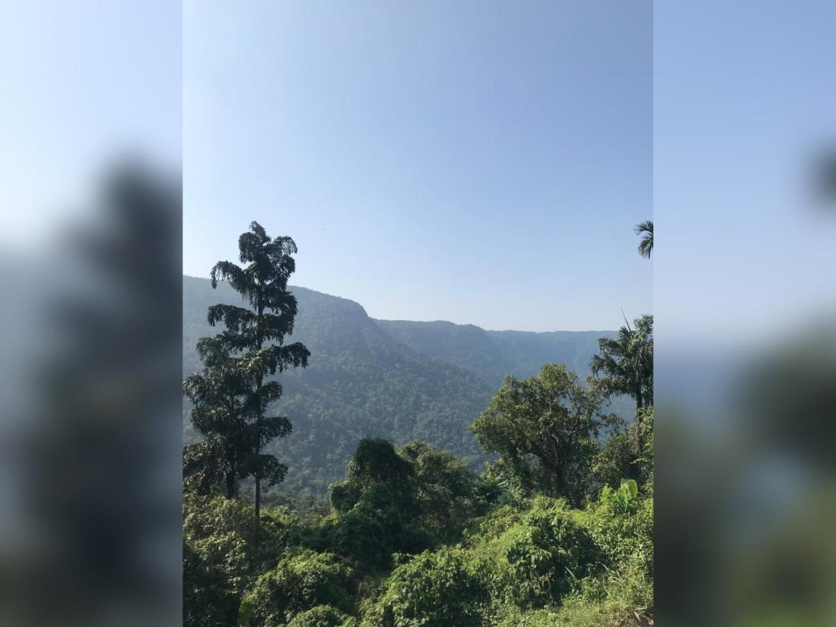 Living Roots Lodge Cherrapunji Ngoại thất bức ảnh